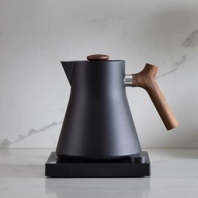 Електрочайник Fellow Corvo EKG Matte Black with Walnut Handle 0.9 L