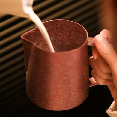 Пітчер MHW-3Bomber Titan Milk Jug 600 мл Spark