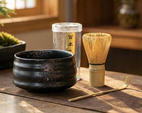 Набір для приготування чаю Матча подарунковий чорно-рожевий 500 мл