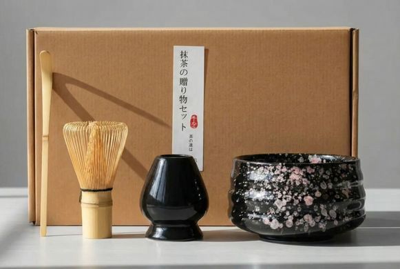 Набір для приготування чаю Матча подарунковий чорно-рожевий 500 мл