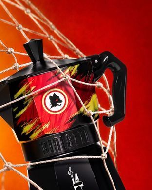 Гейзерна кавоварка Bialetti Moka Express Roma на 3 чашки (130 мл)