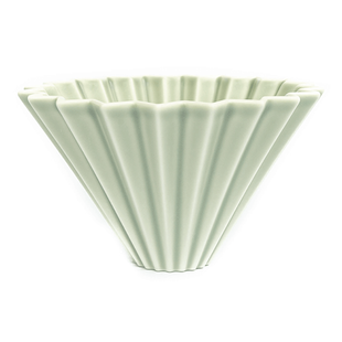Пуровер воронка фарфоровая ORIGAMI dripper M Matt Green