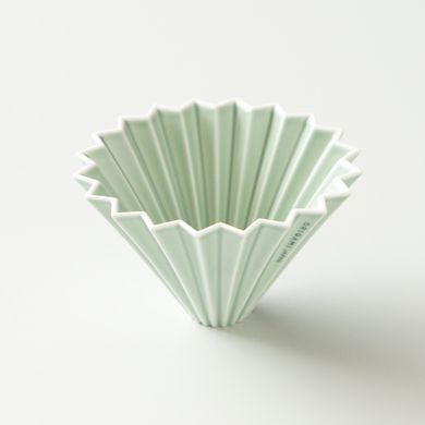 Пуровер воронка фарфоровая ORIGAMI dripper M Matt Green