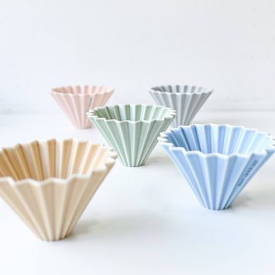 Пуровер воронка фарфоровая ORIGAMI dripper M Matt Green