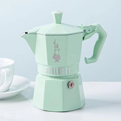 Гейзерная кофеварка Bialetti Moka Express Exclusive на 3 чашки (130 мл) Зеленая