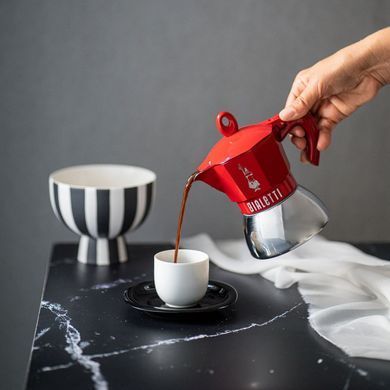 Гейзерна кавоварка Bialetti Moka Exclusive Induction Red на 4 чашки (150 мл)