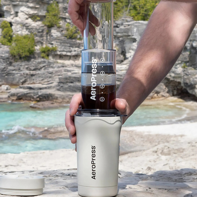 AeroPress Go Plus ручна кавоварка Аеропрес Гоу Плюс Кремовий