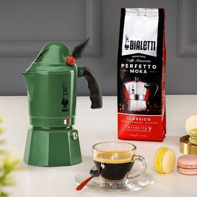 Гейзерна кавоварка Bialetti Moka Express Alpina на 3 чашки зелена (130 мл)